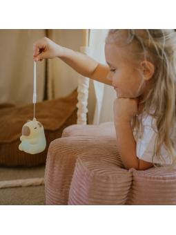 Lampe LED Suspendue Little Capybara – Douceur et Lumière Nomade